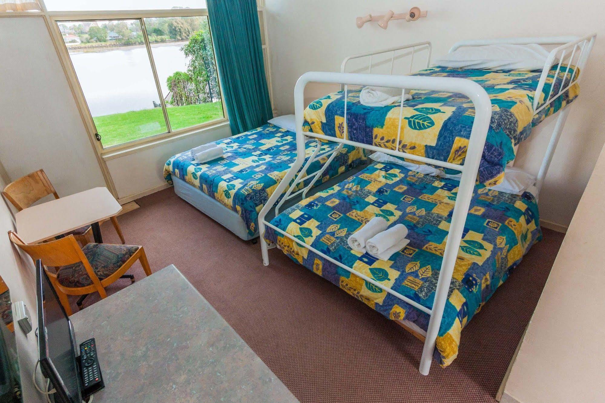 Moruya Waterfront Hotel Motel Екстериор снимка