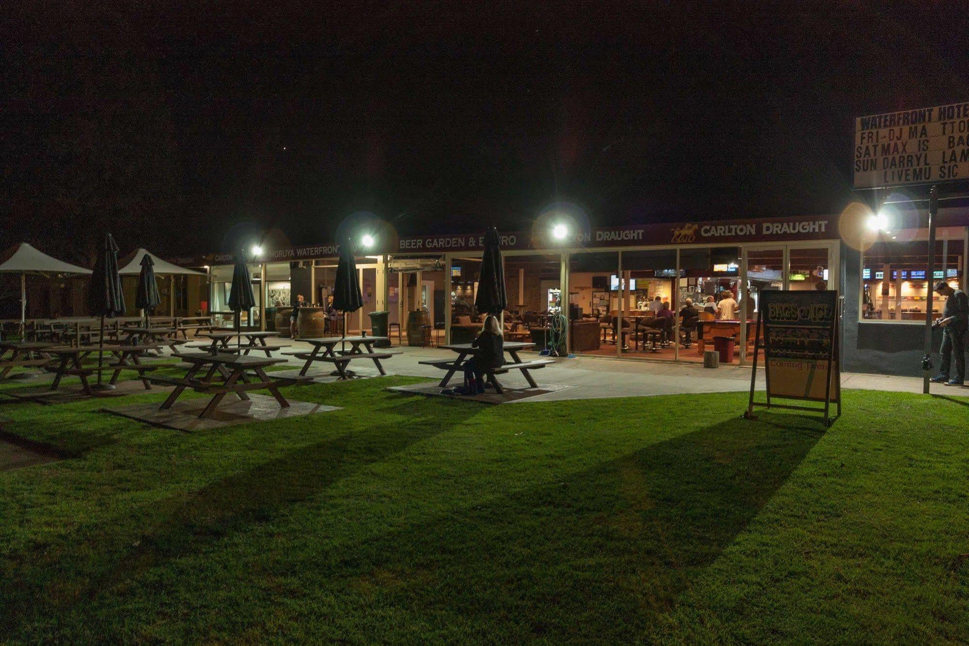 Moruya Waterfront Hotel Motel Екстериор снимка
